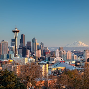 The Seattle city skyline with Mt Rainier beyond.
